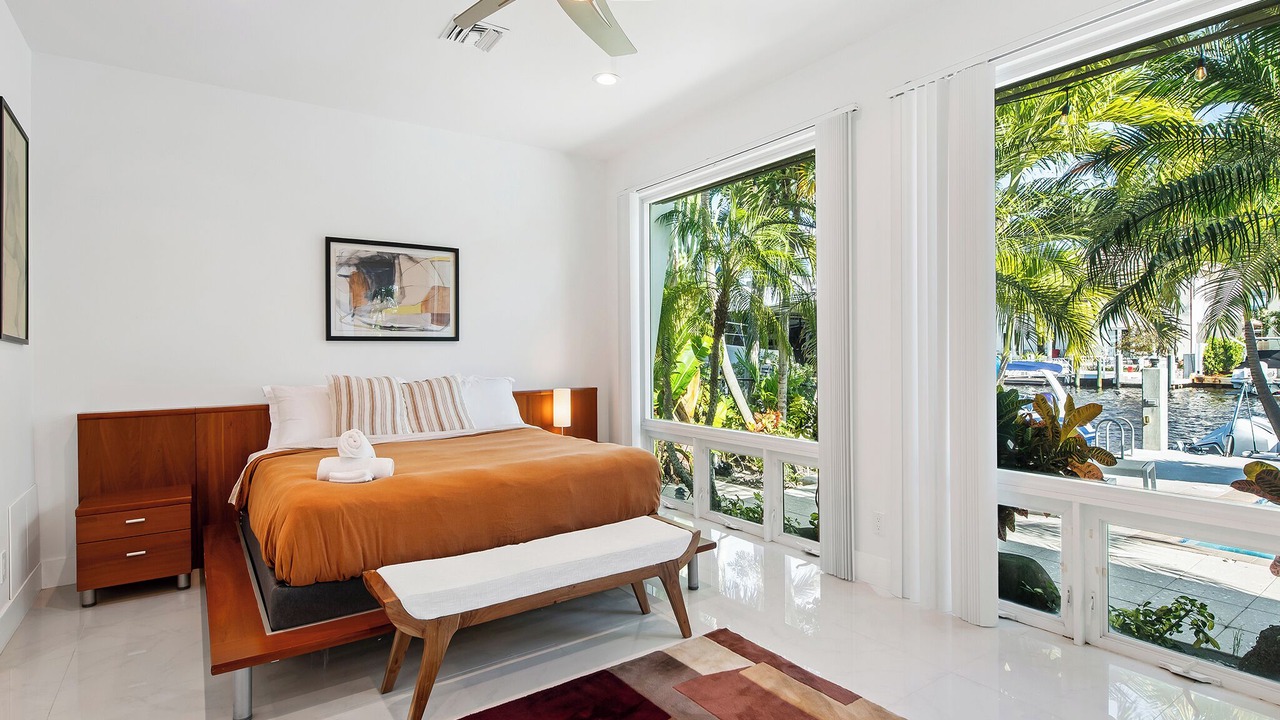 Photo of Bedroom in Harbordale