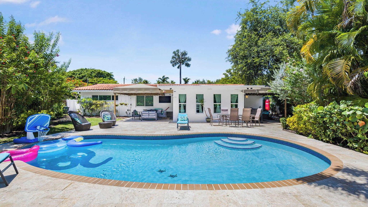 Photo of Outdoor in Biscayne Park