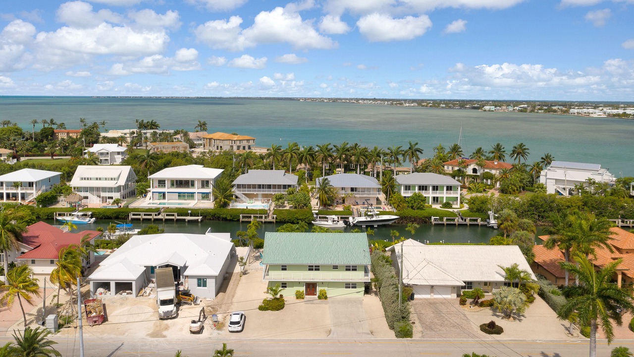 Photo of Outdoor in Coury