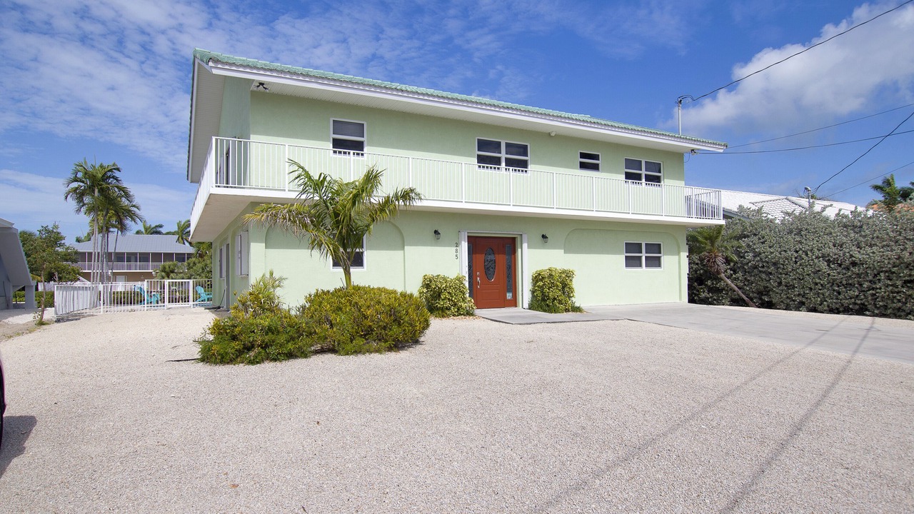 Photo of Outdoor in Coury