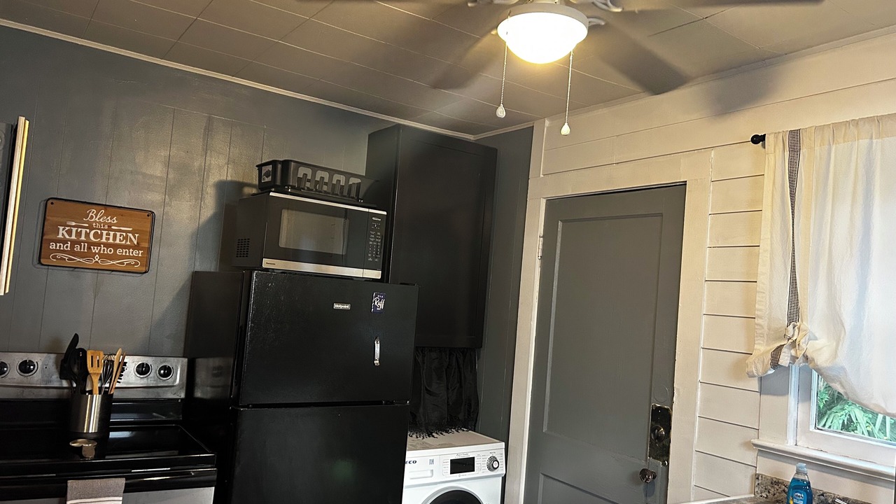 Photo of Kitchen in Historic District