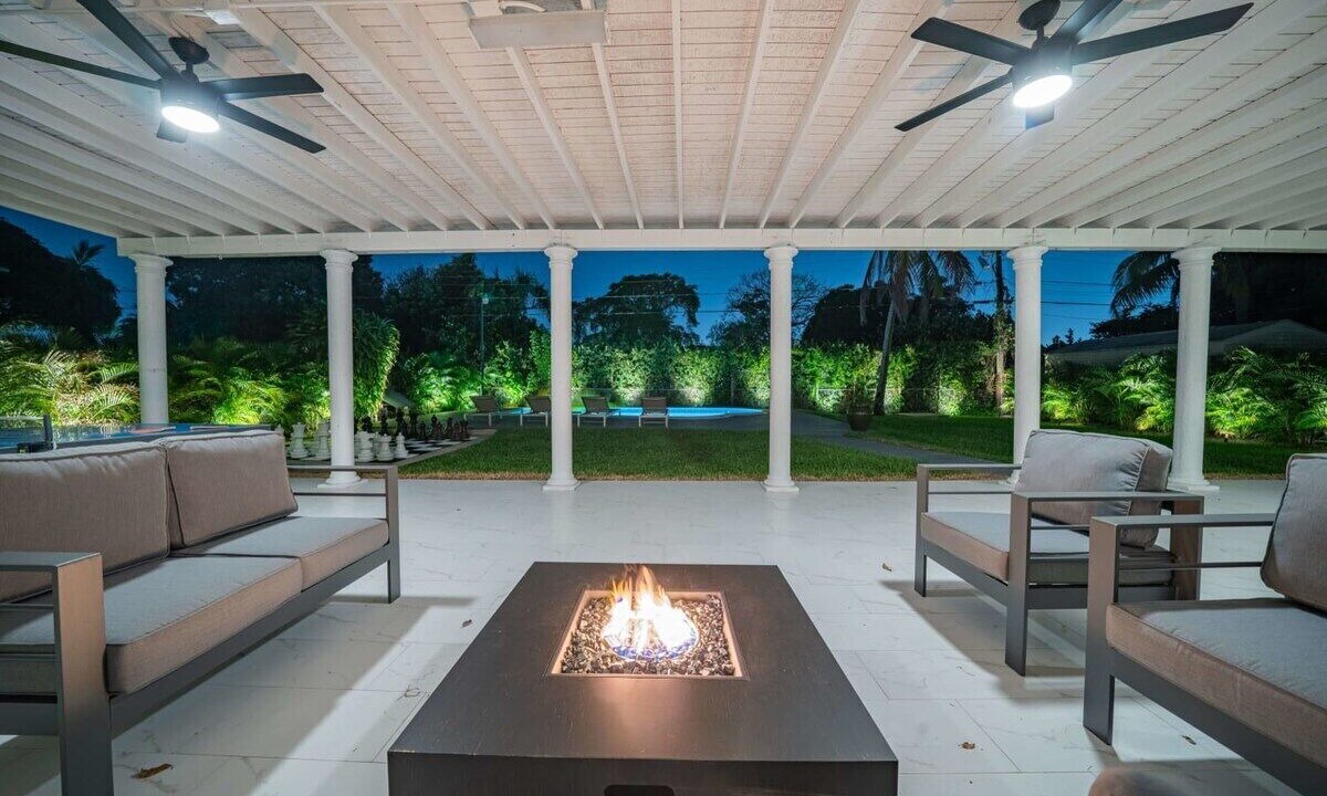 Photo of Outdoor in Golden Glades