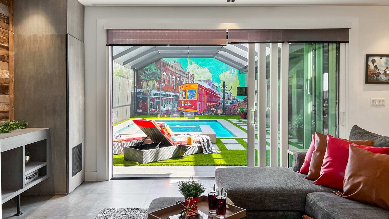 Photo of Livingroom in North Hyde Park