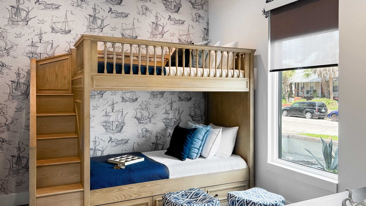 Photo of Bedroom in North Hyde Park