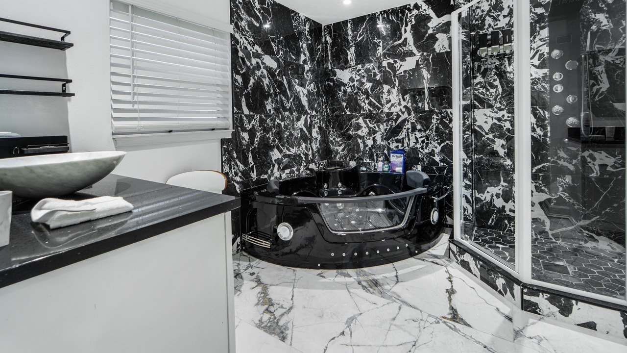 Photo of Bathroom in Port Saint Lucie