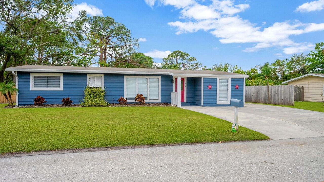 Photo of Outdoor in Oyster Bay