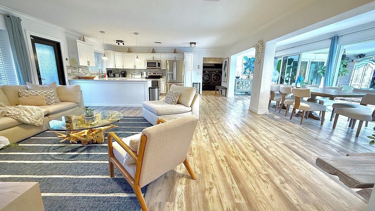 Photo of Livingroom in Central Fort Lauderdale