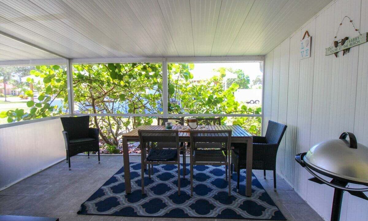 Photo of Outdoor in Golden Beach