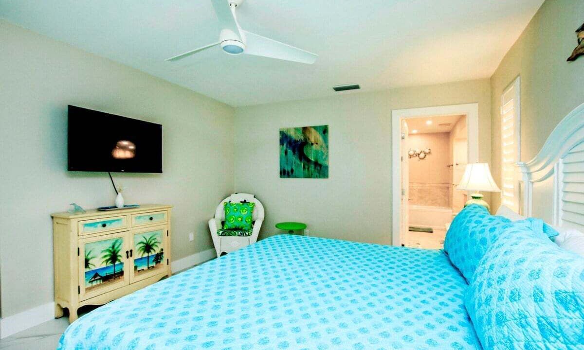Photo of Bedroom in Beachview Country Club Estates