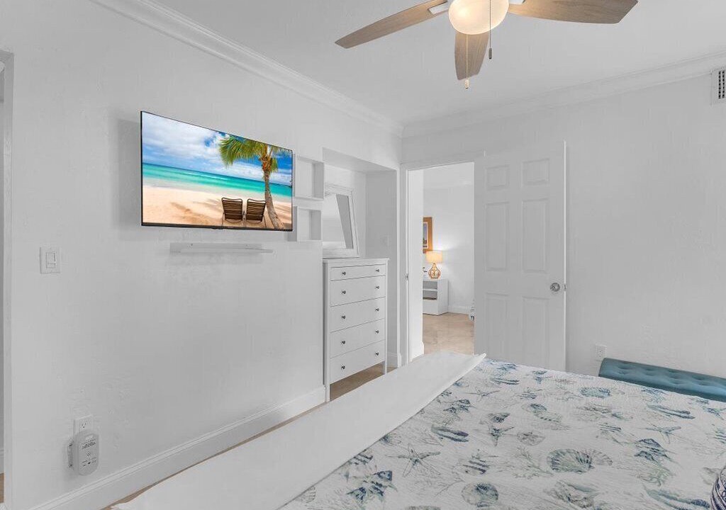 Photo of Bedroom in Key Biscayne