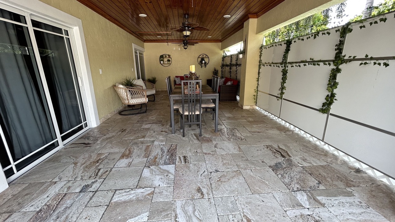 Photo of Outdoor in West Little Havana