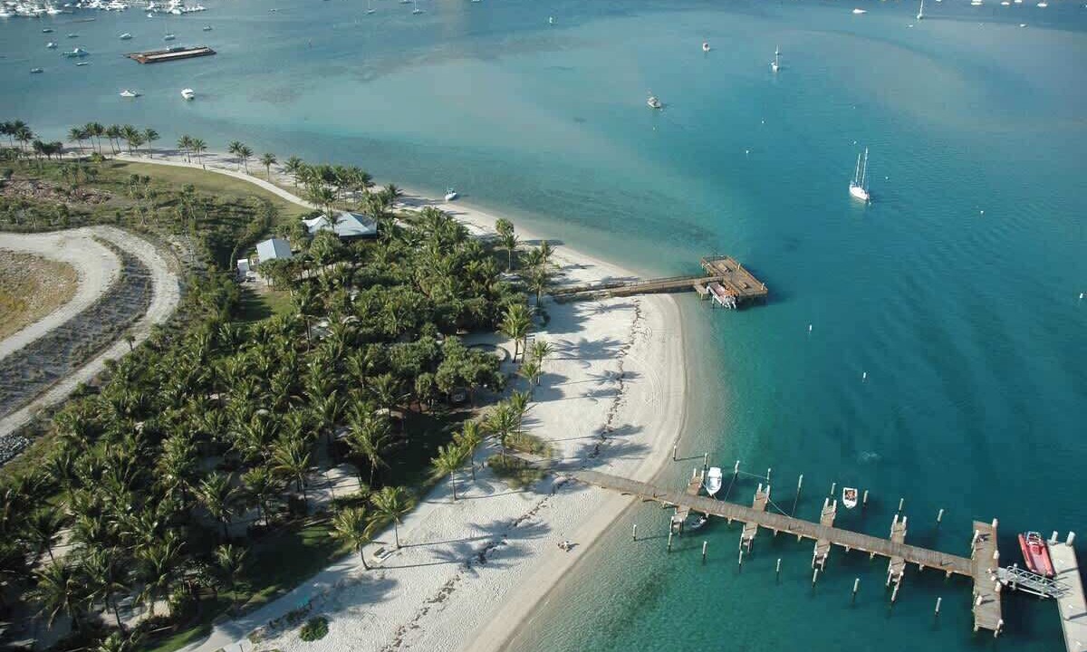 Photo of Others in Parrot Cove