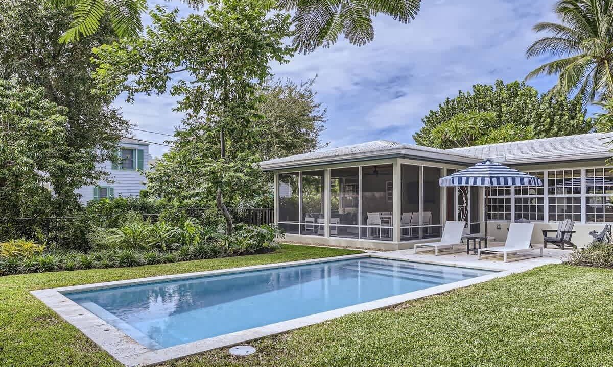 Photo of Outdoor in Parrot Cove