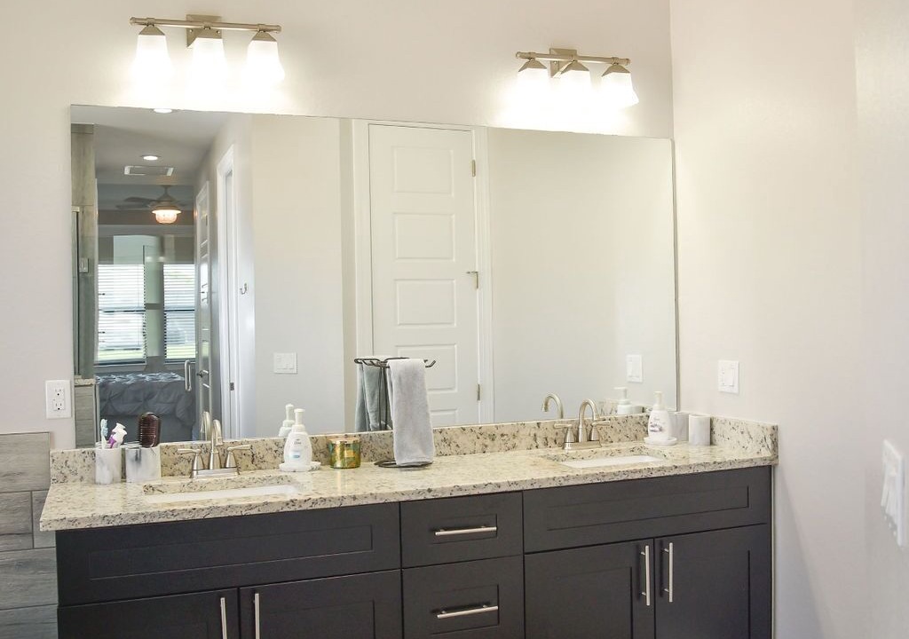 Photo of Bathroom in Trafalgar