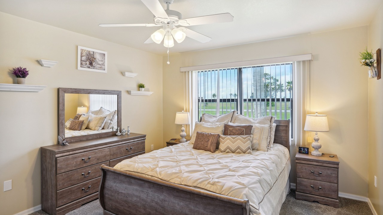 Photo of Livingroom in Indian Lake Estates