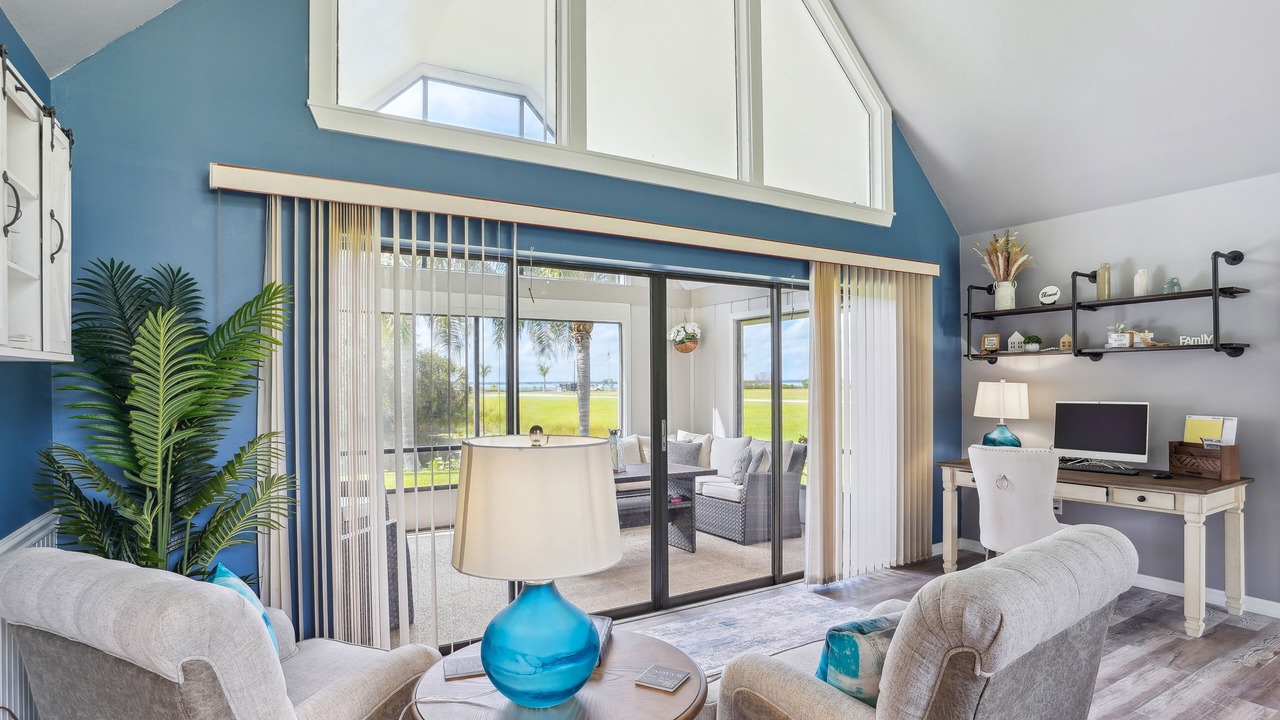 Photo of Livingroom in Indian Lake Estates