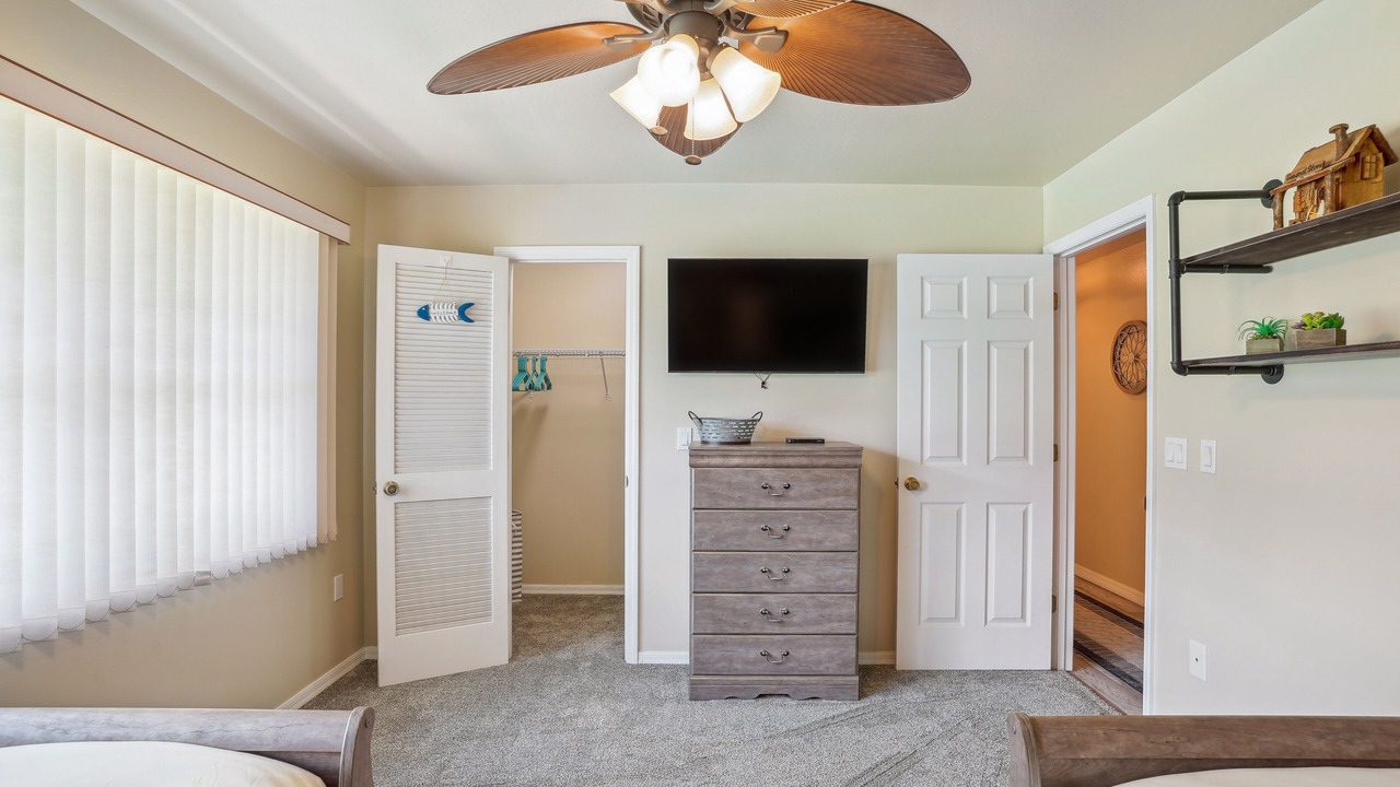 Photo of Bedroom in Indian Lake Estates