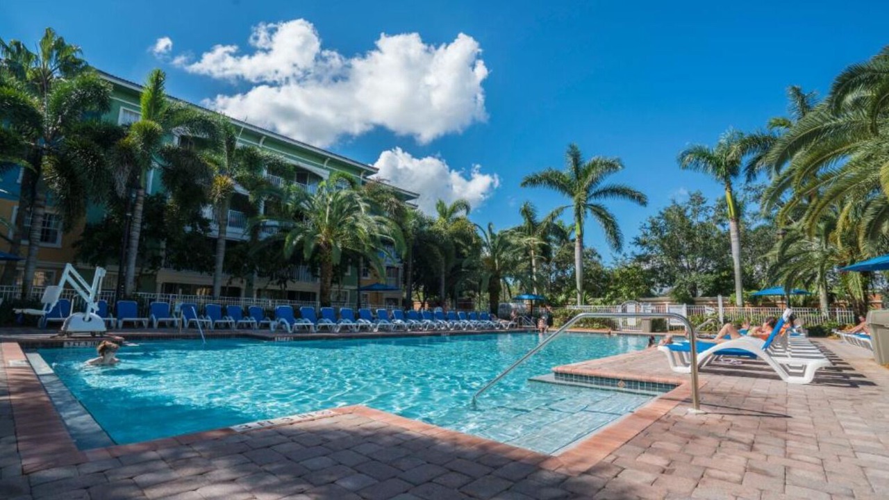 Photo of Outdoor in Weston