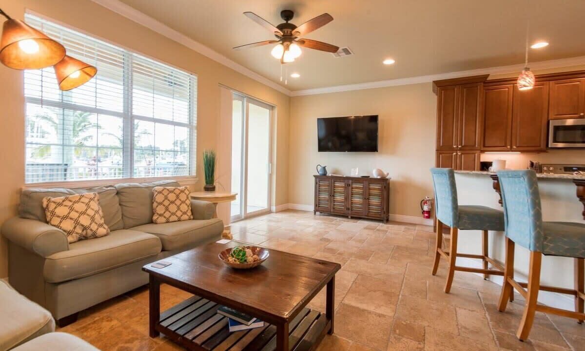 Photo of Livingroom in Merritt Island
