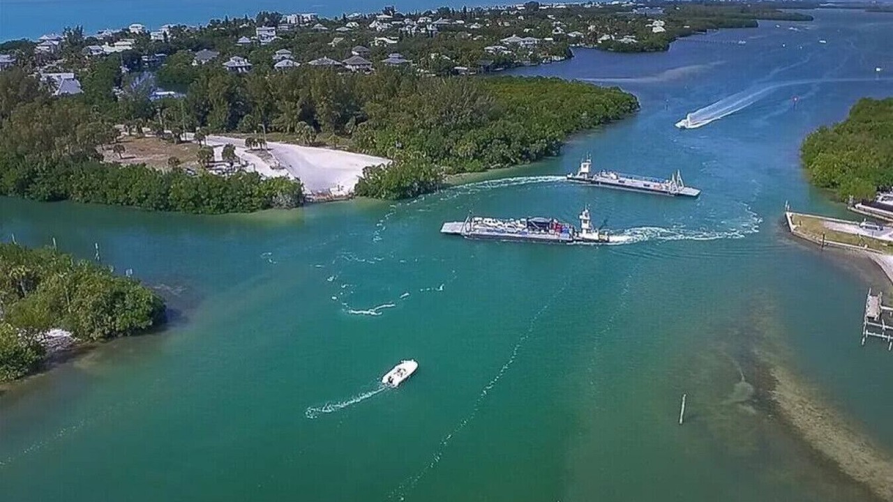 Photo of Others in Palm Island