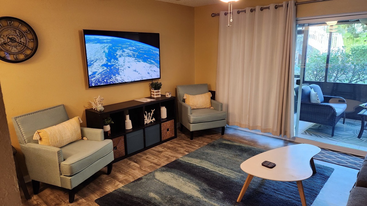 Photo of Livingroom in Bayview