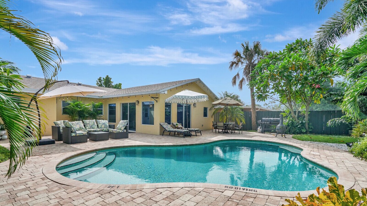 Photo of Outdoor in Country Club Park