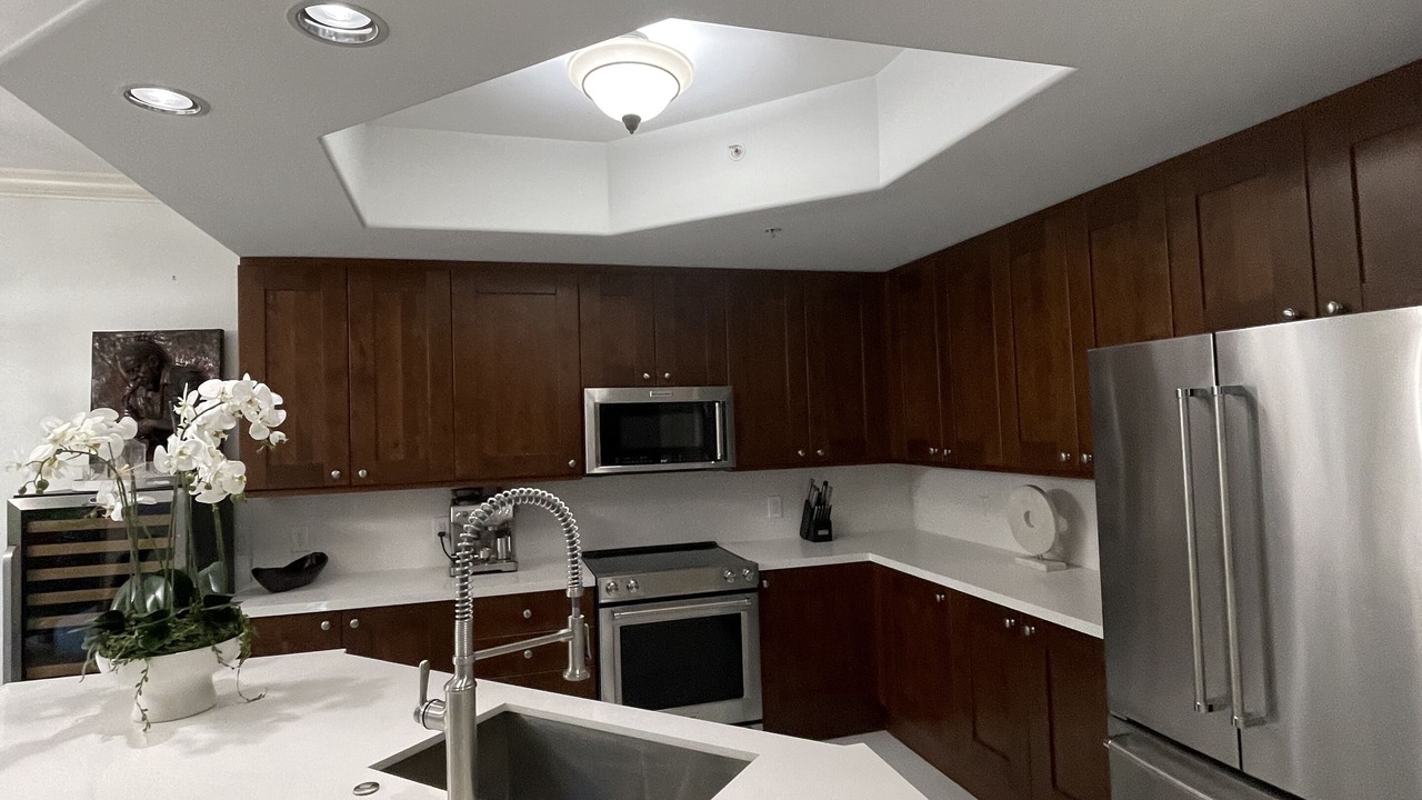 Photo of Kitchen in Royal Harbor
