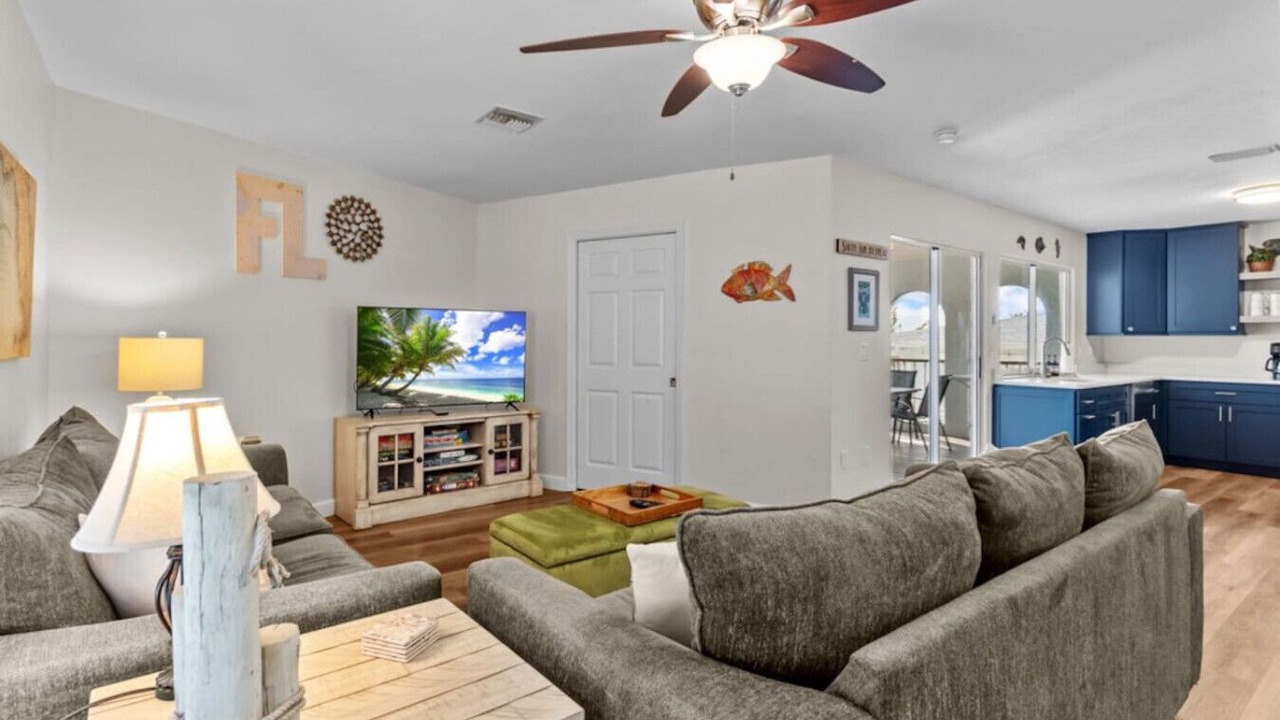 Photo of Livingroom in Fort Myers Beach