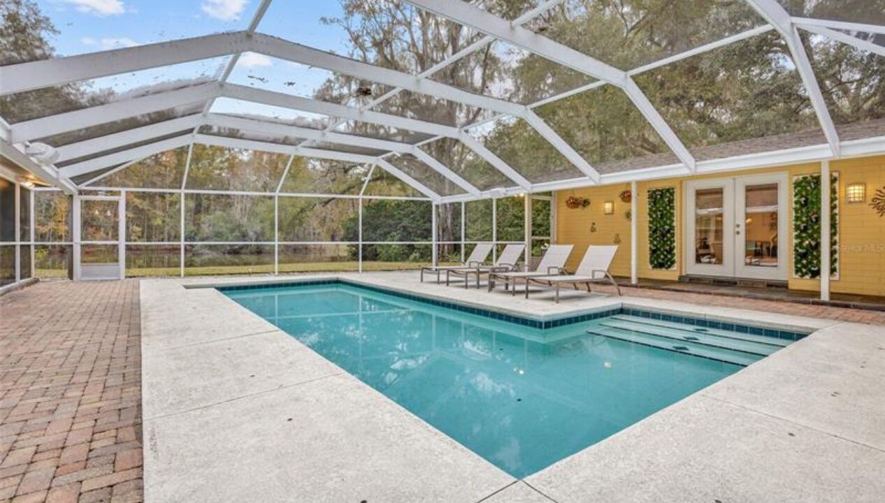 Photo of Outdoor in Sugarfoot