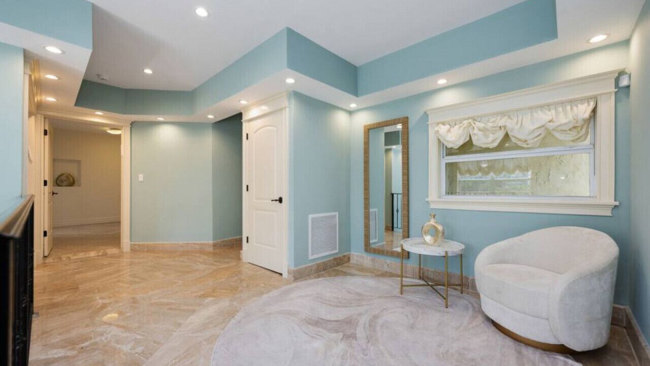 Photo of Bedroom in The Roads