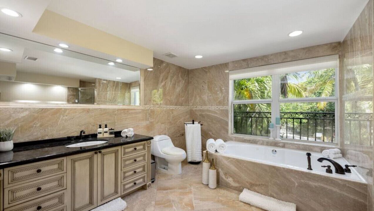 Photo of Bathroom in The Roads