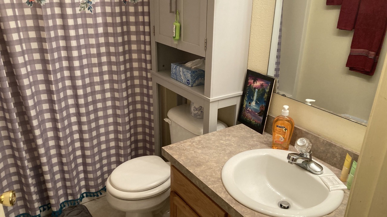 Photo of Bathroom in Belleview Heights
