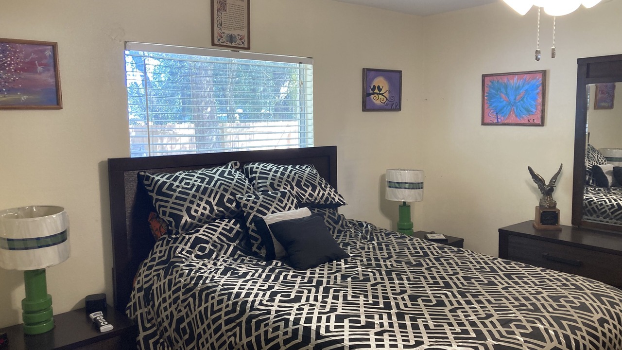 Photo of Bedroom in Belleview Heights