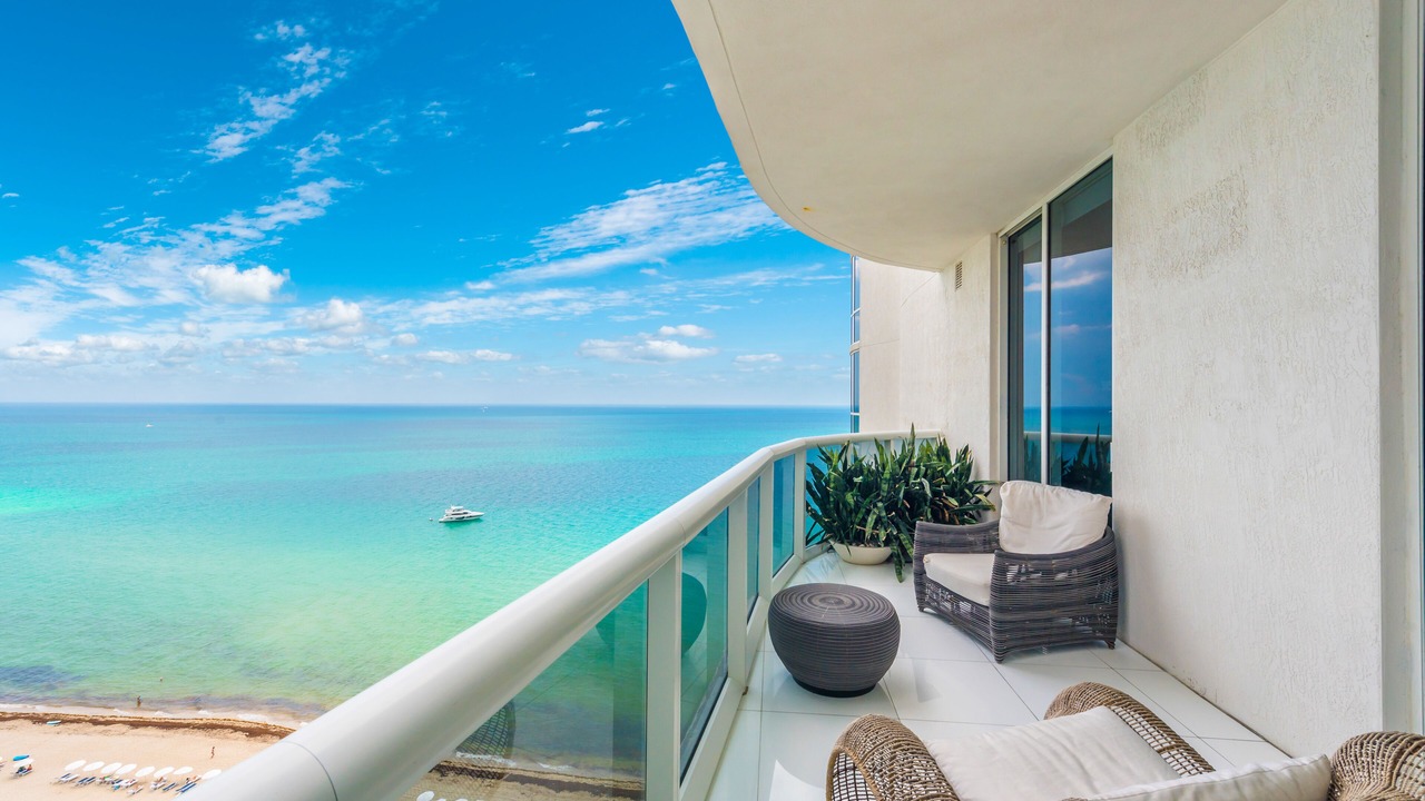 Photo of Outdoor in Sunny Isles Beach