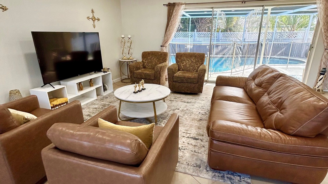 Photo of Livingroom in Bayshore Gardens