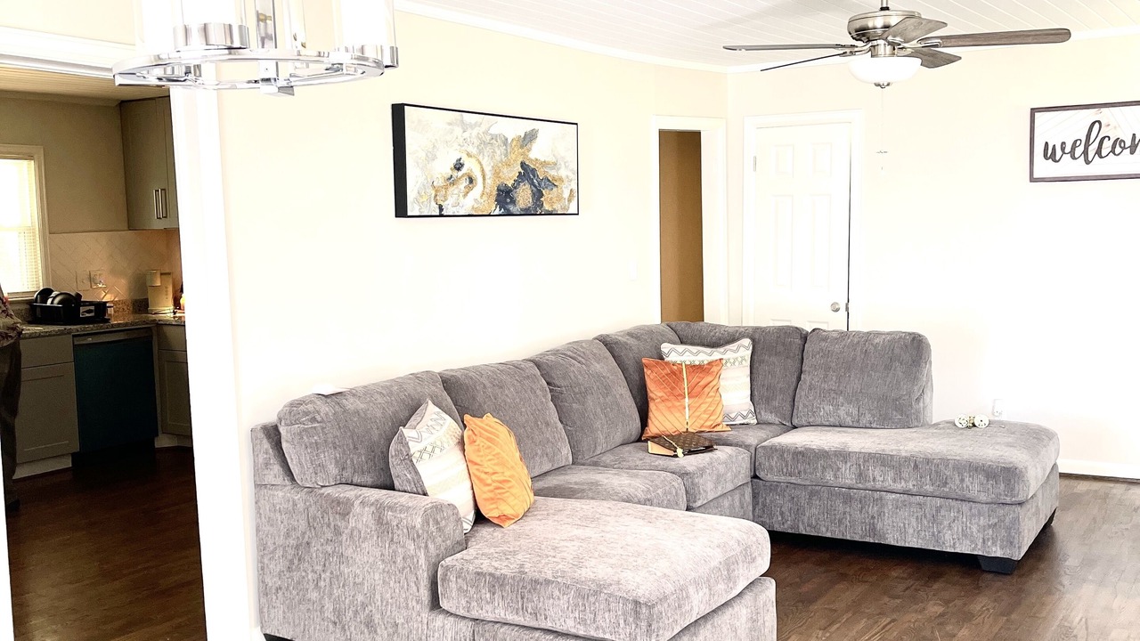 Photo of Livingroom in Crestline Heights