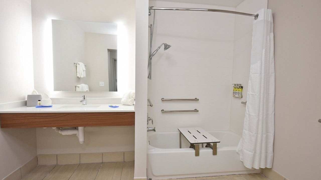 Photo of Bathroom in Southeast Orlando