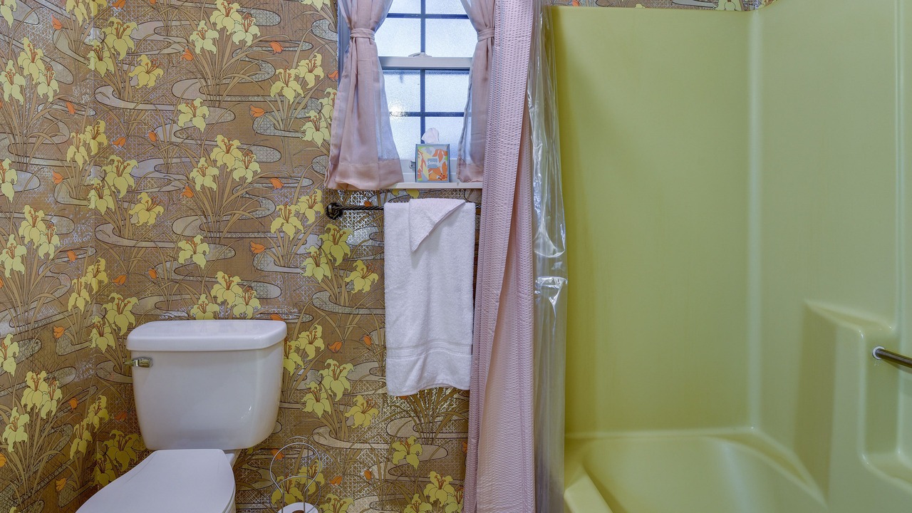 Photo of Bathroom in Chipley