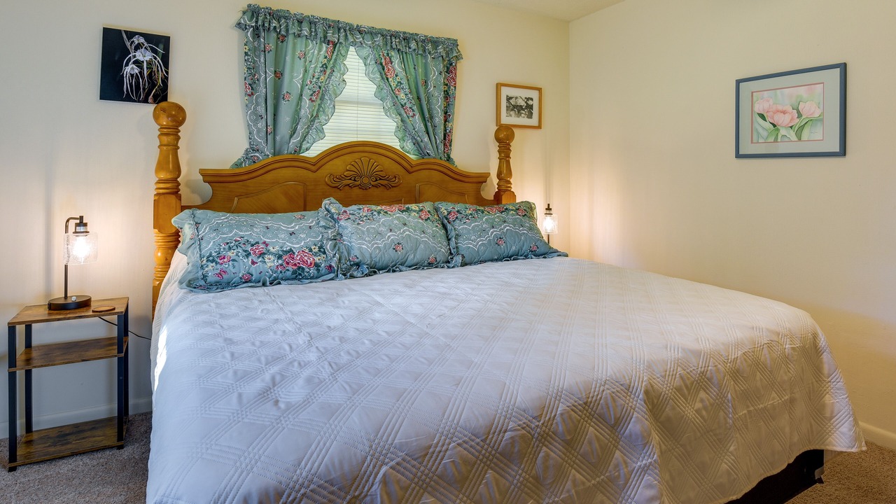 Photo of Bedroom in Chipley