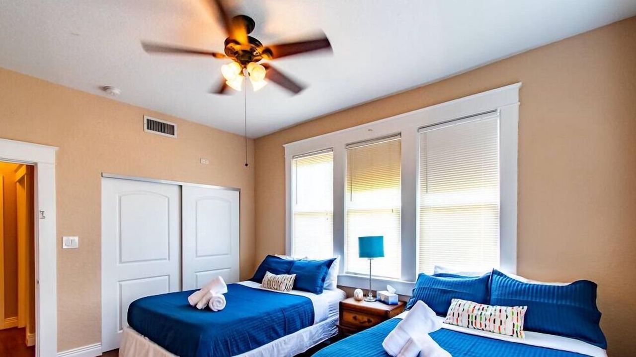 Photo of Bedroom in Hyde Park