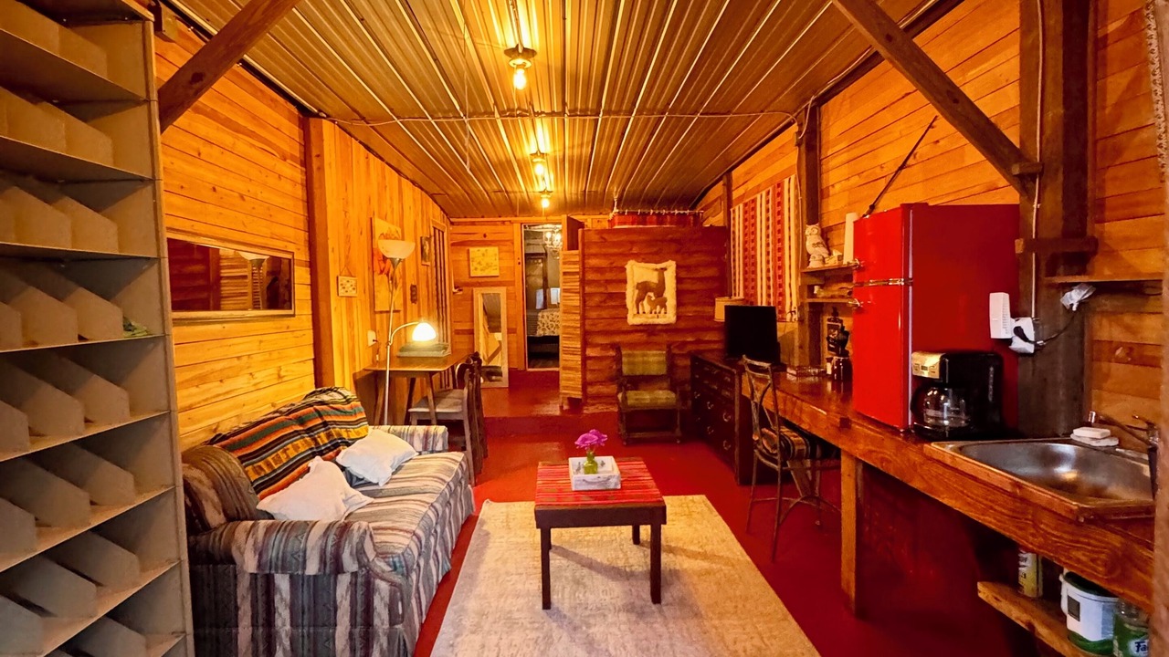 Photo of Livingroom in Edgar