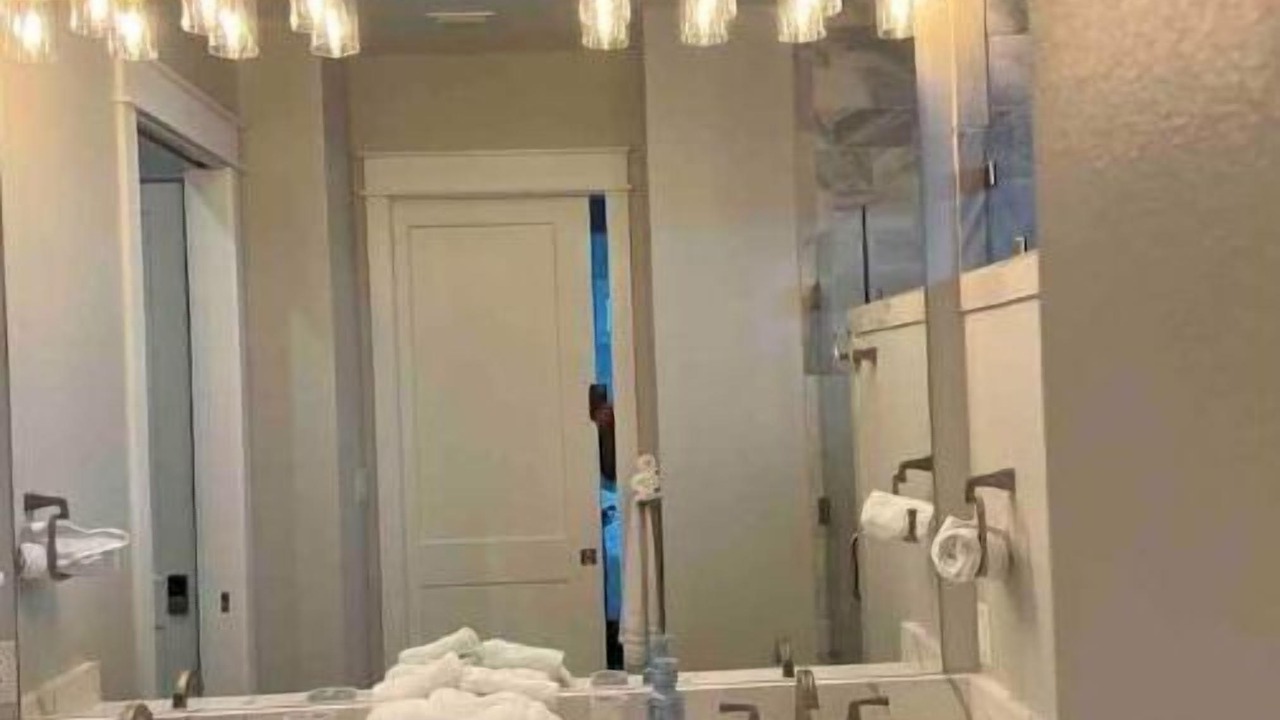 Photo of Bathroom in Crawfordville