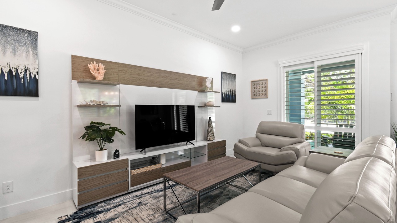 Photo of Livingroom in Stuart