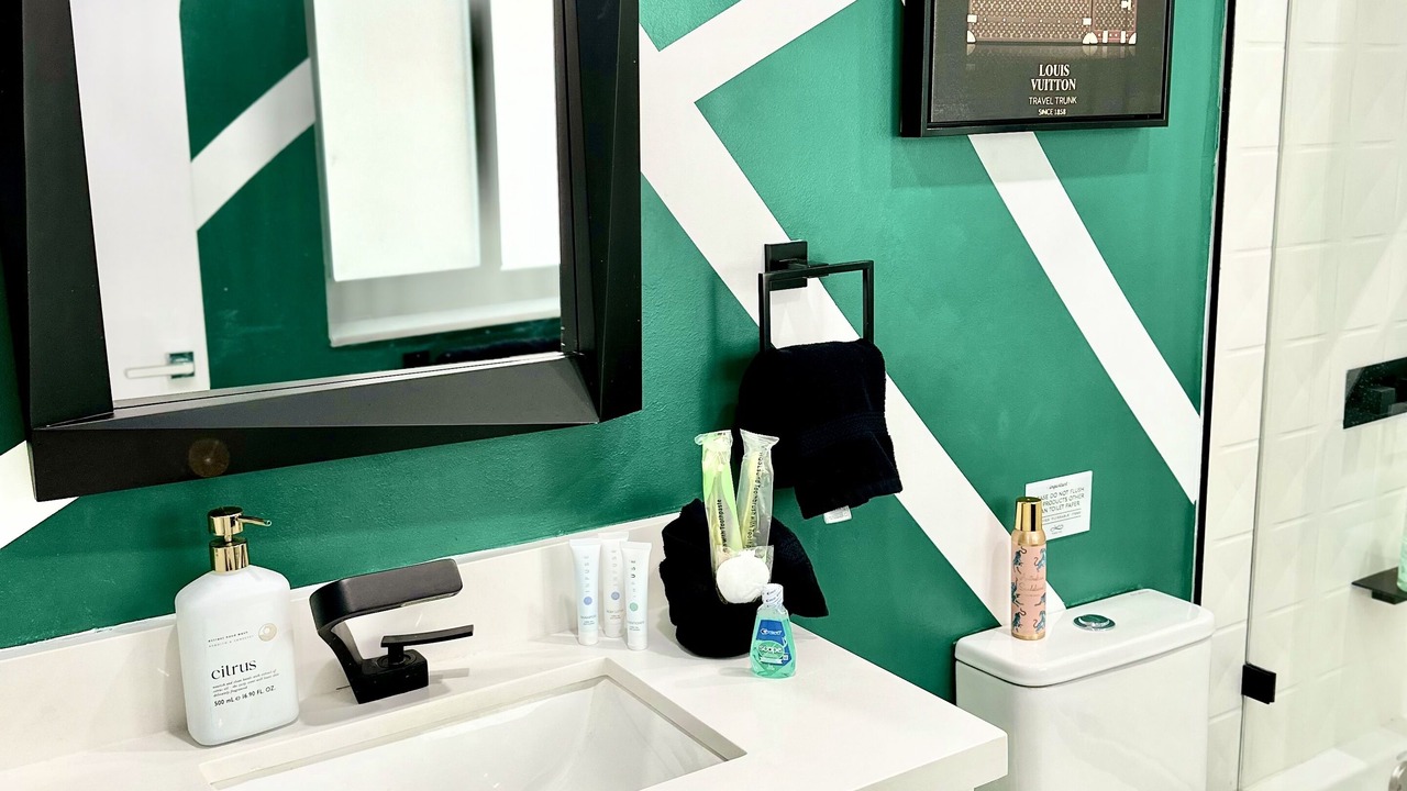Photo of Bathroom in Harbor Beach