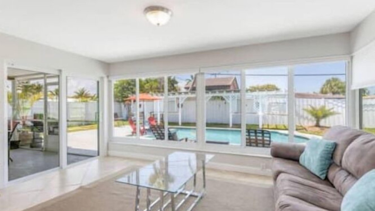 Photo of Livingroom in Garden Isles