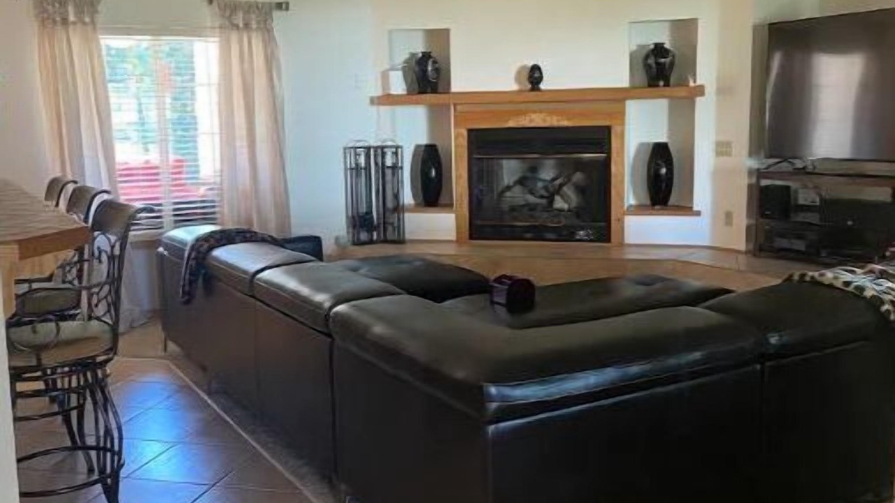 Photo of Livingroom in Ferry Pass
