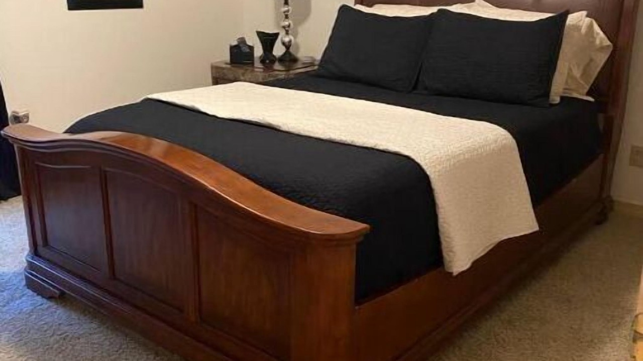 Photo of Bedroom in Ferry Pass