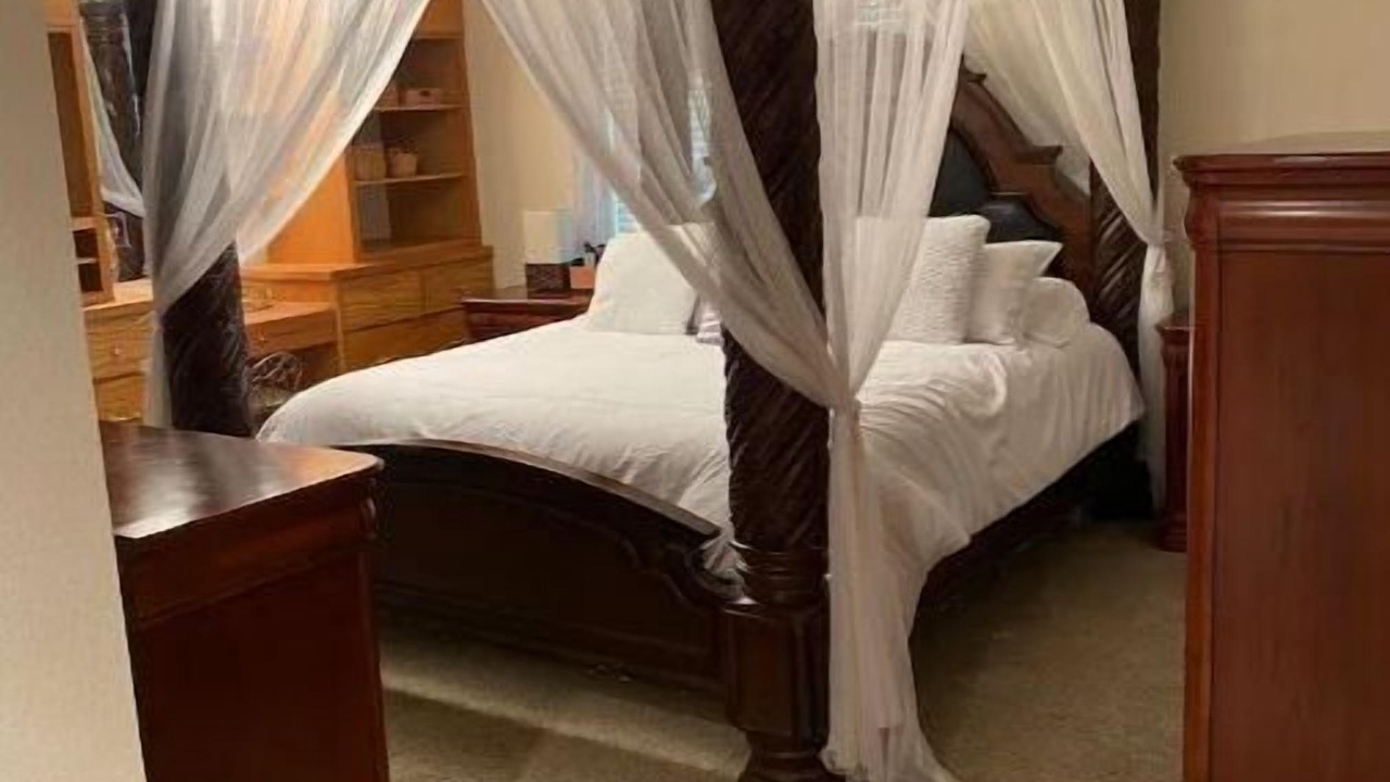 Photo of Bedroom in Ferry Pass