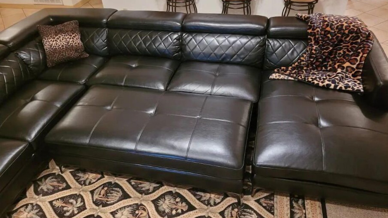 Photo of Livingroom in Ferry Pass