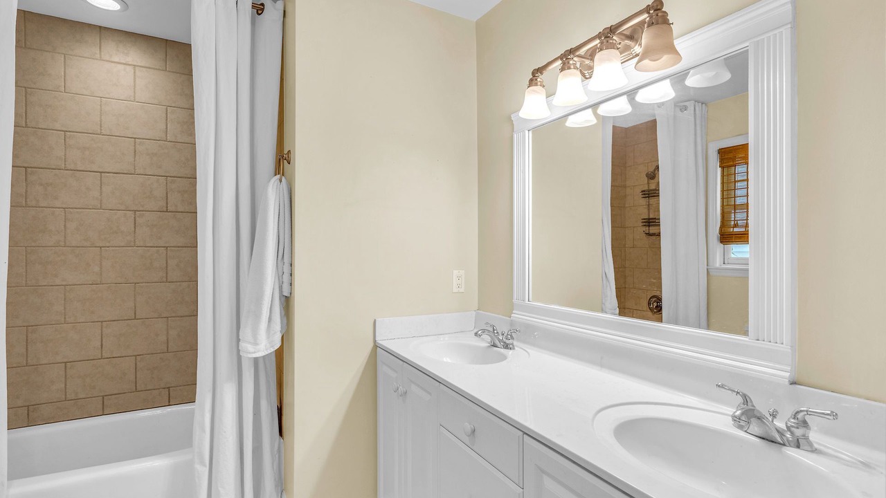 Photo of Bathroom in Old Town